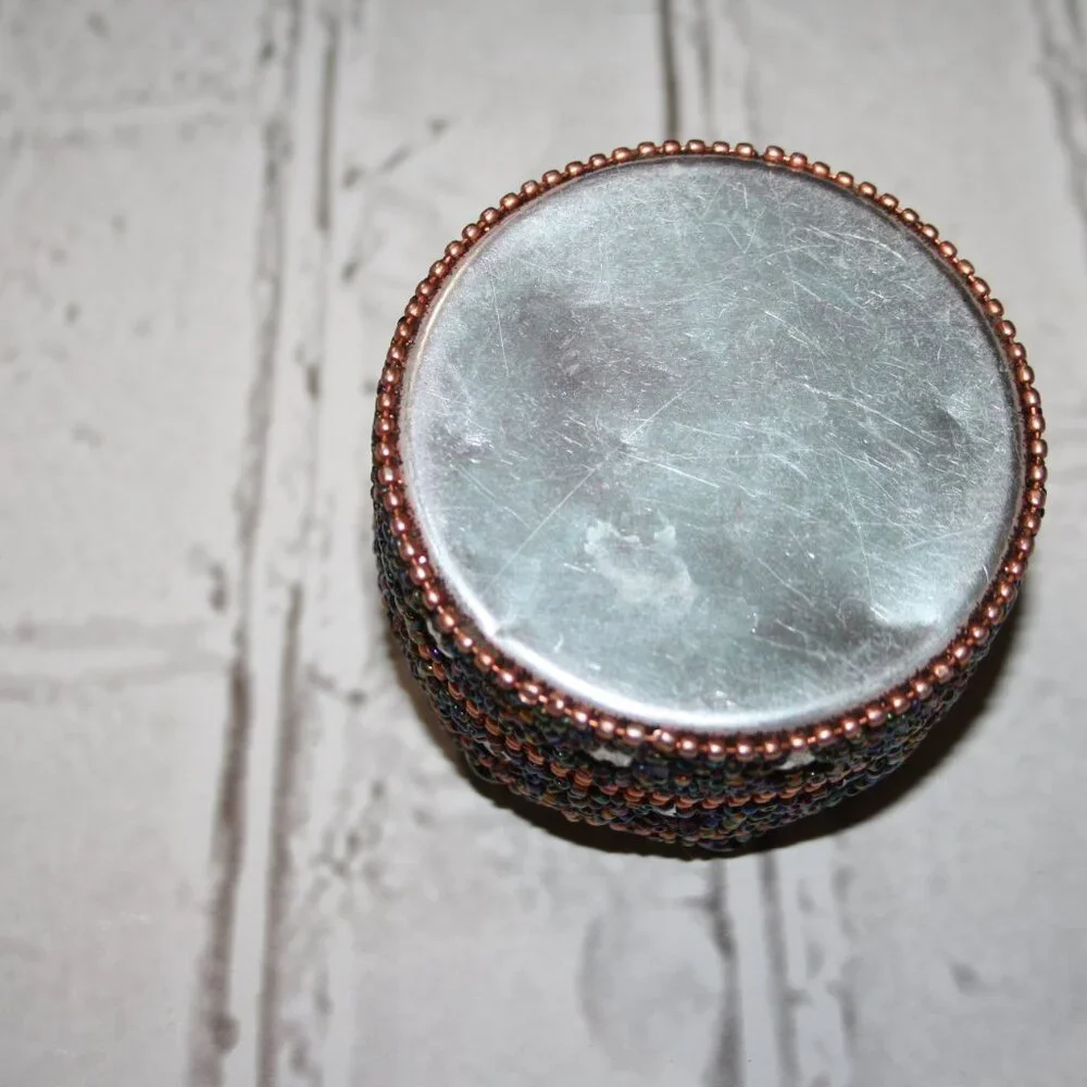 💜 Vintage Purple Beaded Trinket Box · 3
